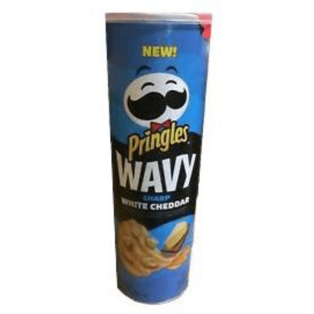 Pringles Wavy Sharp White Ched